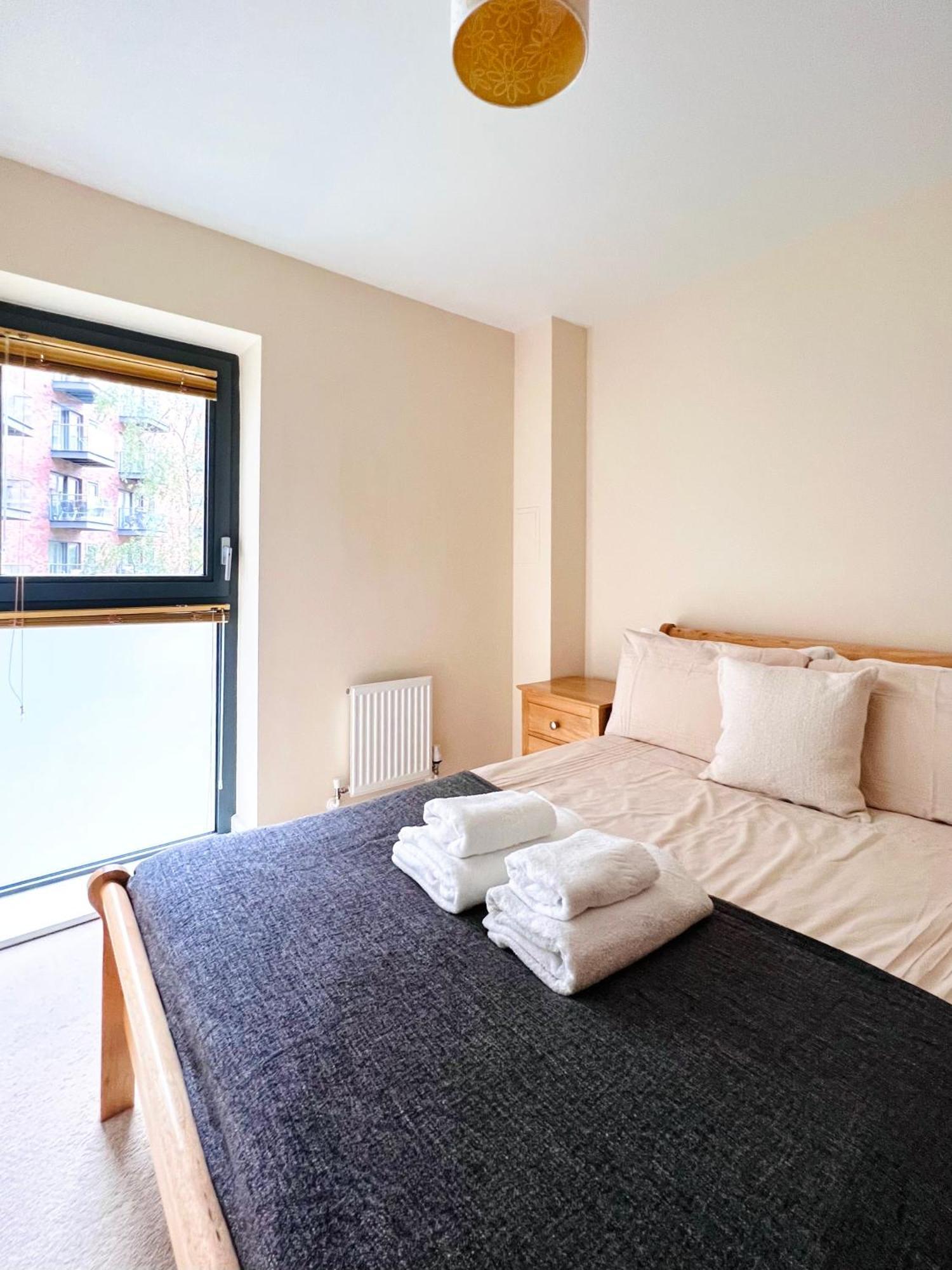 Canada Water Se16 7aq 2bed 2bathroom Ap Apartment London