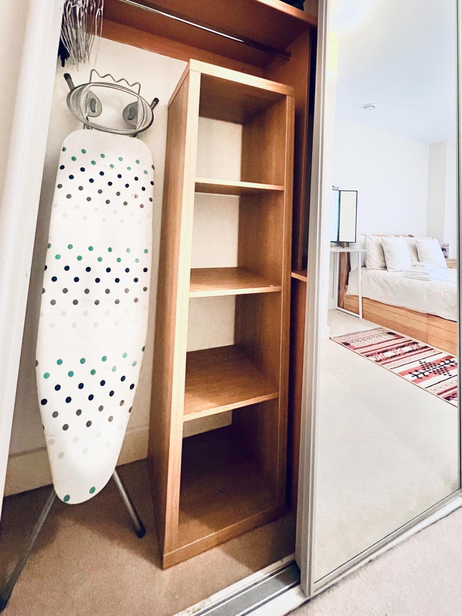 Canada Water Se16 7aq 2bed 2bathroom Ap Apartment London